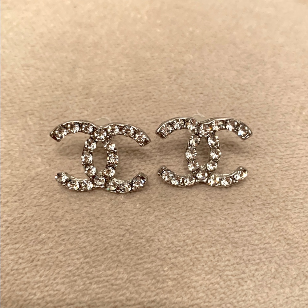Fashion earrings
